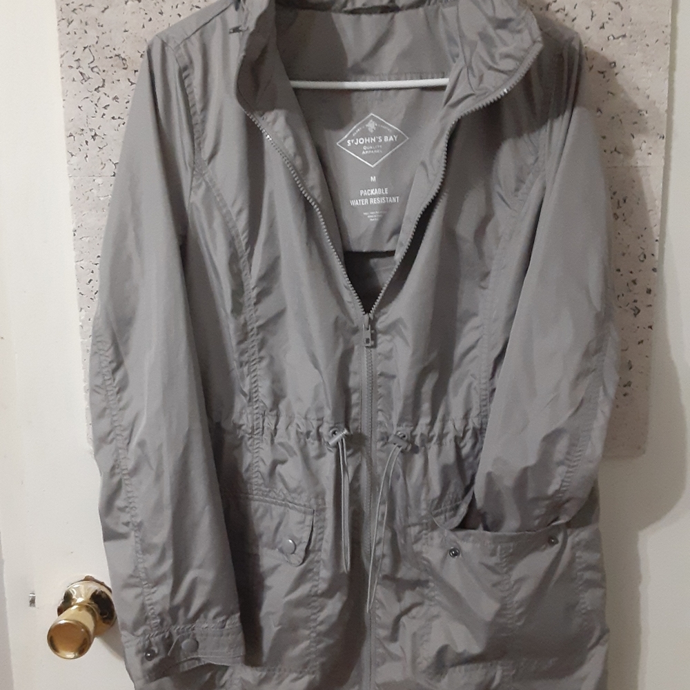 Lightweight Jacket - Picture 2 of 4